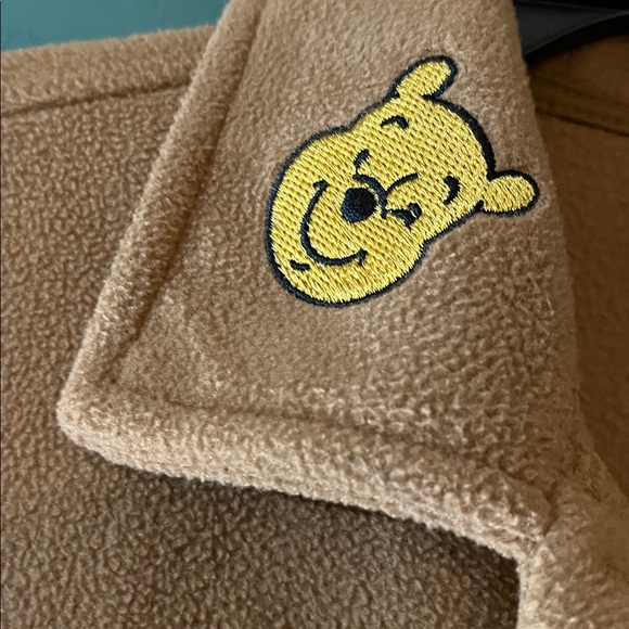 Disney Winnie the Pooh embroidered shacket in a brown fleece Size XL - Picture 3 of 6